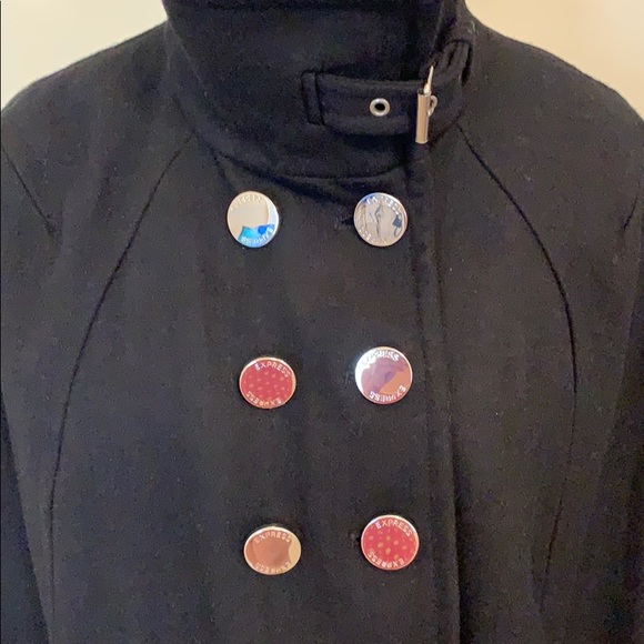 Express Cape - Picture 3 of 7